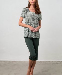 Vamp Γυναικεία Πιτζάμα Κοντομάνικη Με Κάπρι Παντελόνι Plus Size Κωδ. 18137