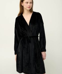 Vamp Χειμερινή Γυναικεία Ρόμπα Βελούδο Black Κωδ. 23086